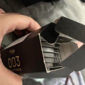 Bao cao su nhiều gel Platium - Hộp 10 chiếc