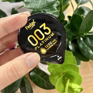 Bao cao su nhiều gel Platium - Hộp 10 chiếc